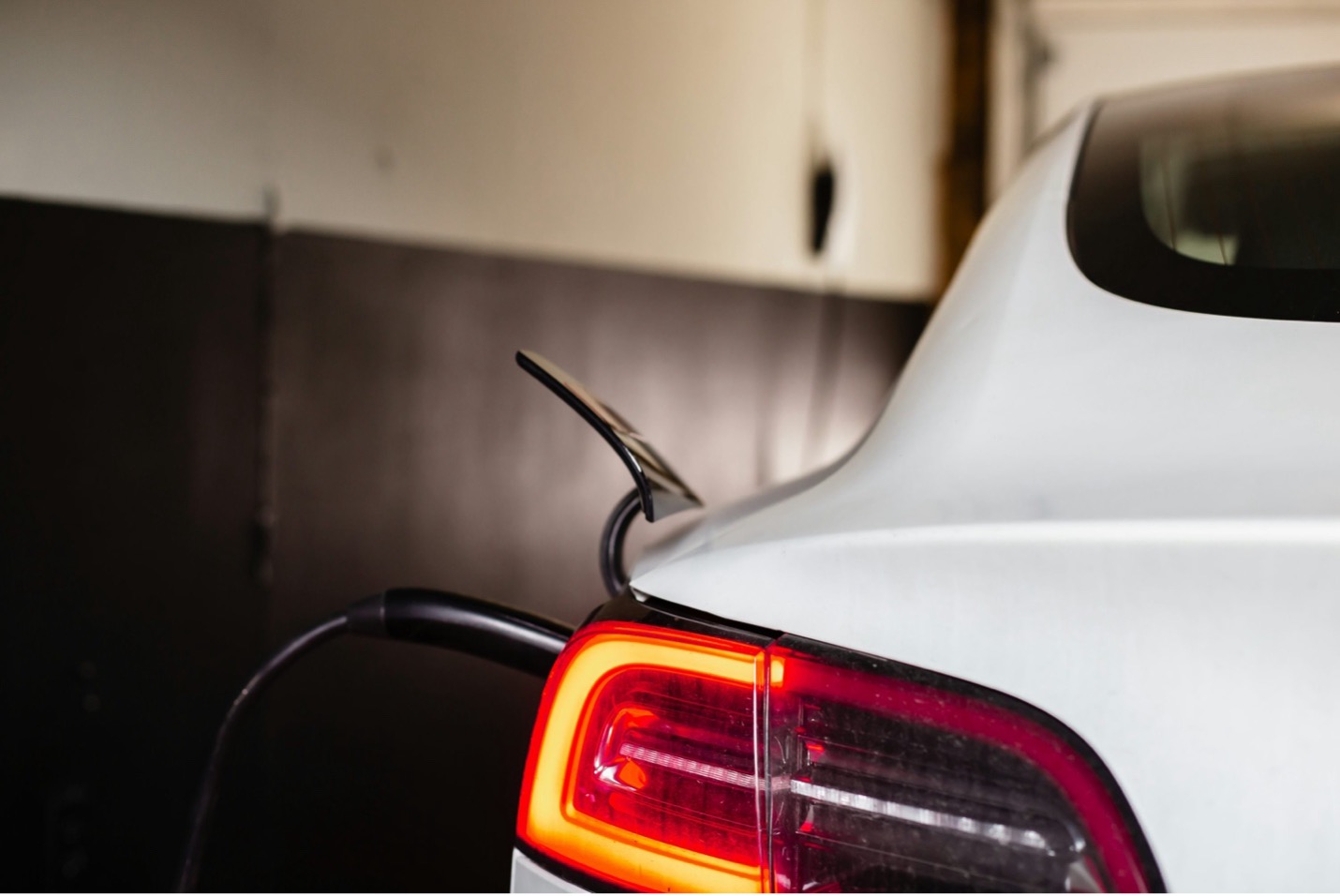 NEV Battery Charging